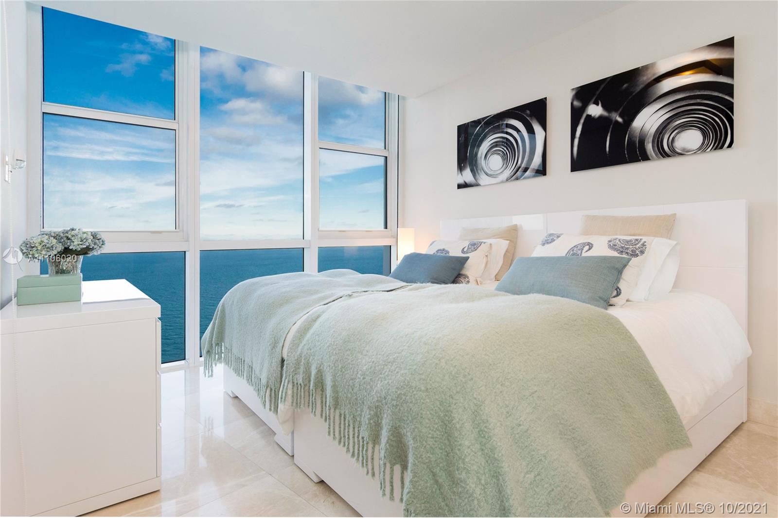 TRUMP ROYALE CONDO - Residential Lease