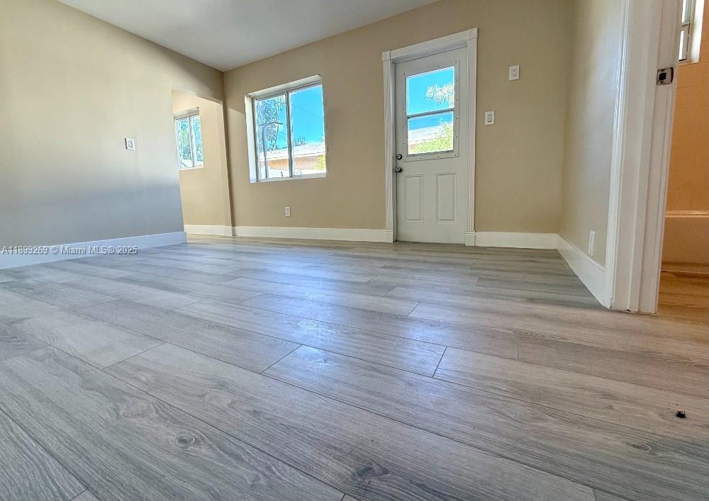 ATLANTIC SHORES DIXIE HIG - Residential Lease