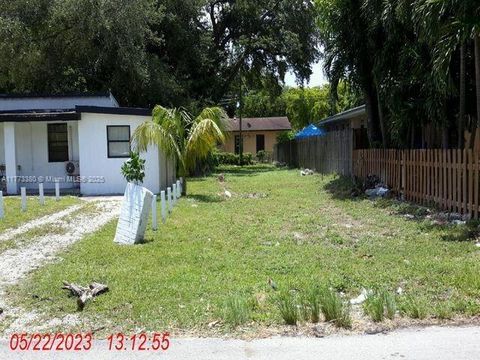 6040 Arthur St Hollywood FL 33024