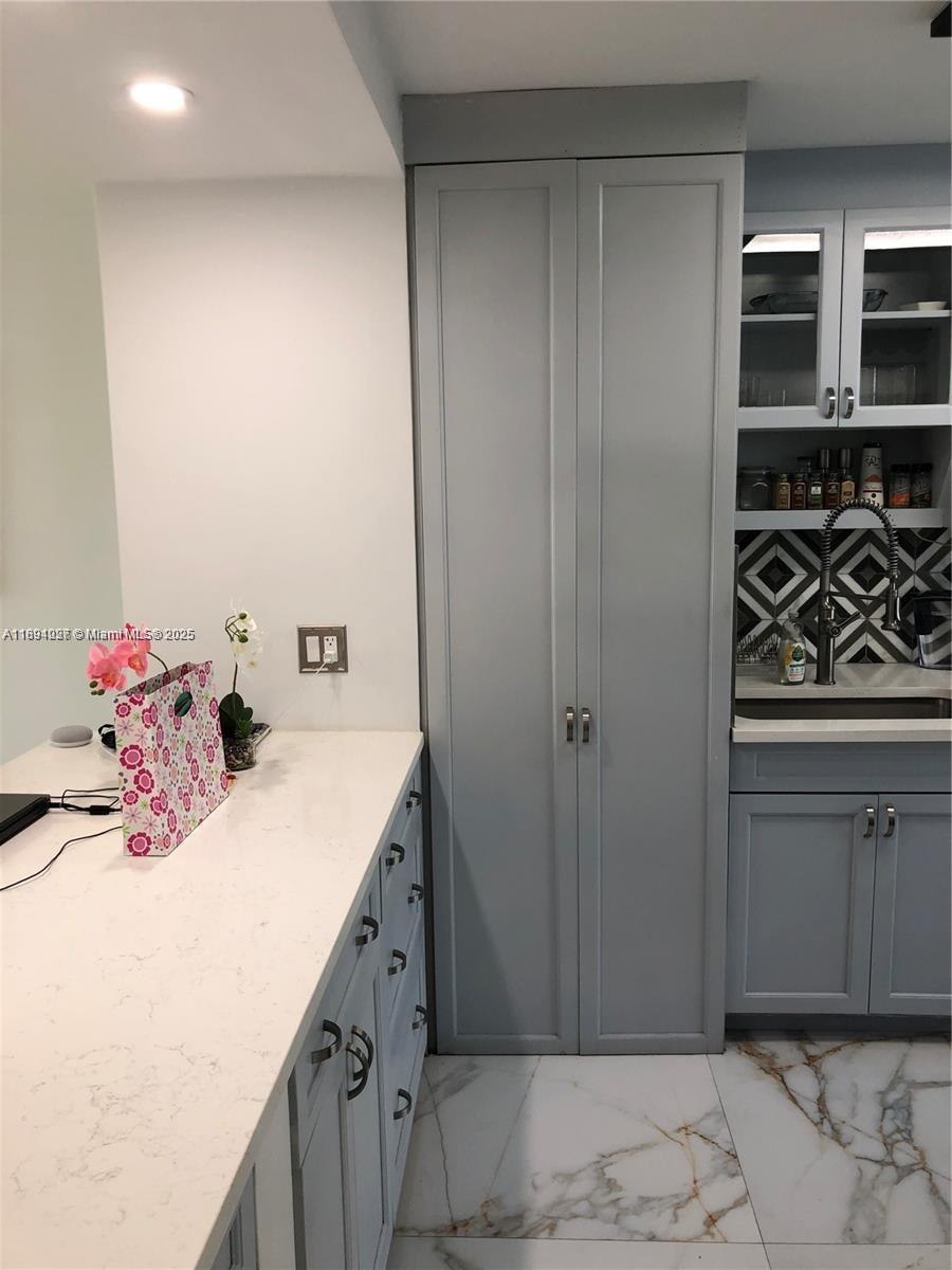 BAL-BRIDGE NORTH CONDO - Residential Lease