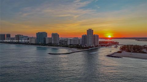 10240 Collins Ave 205 Bal Harbour FL 33154