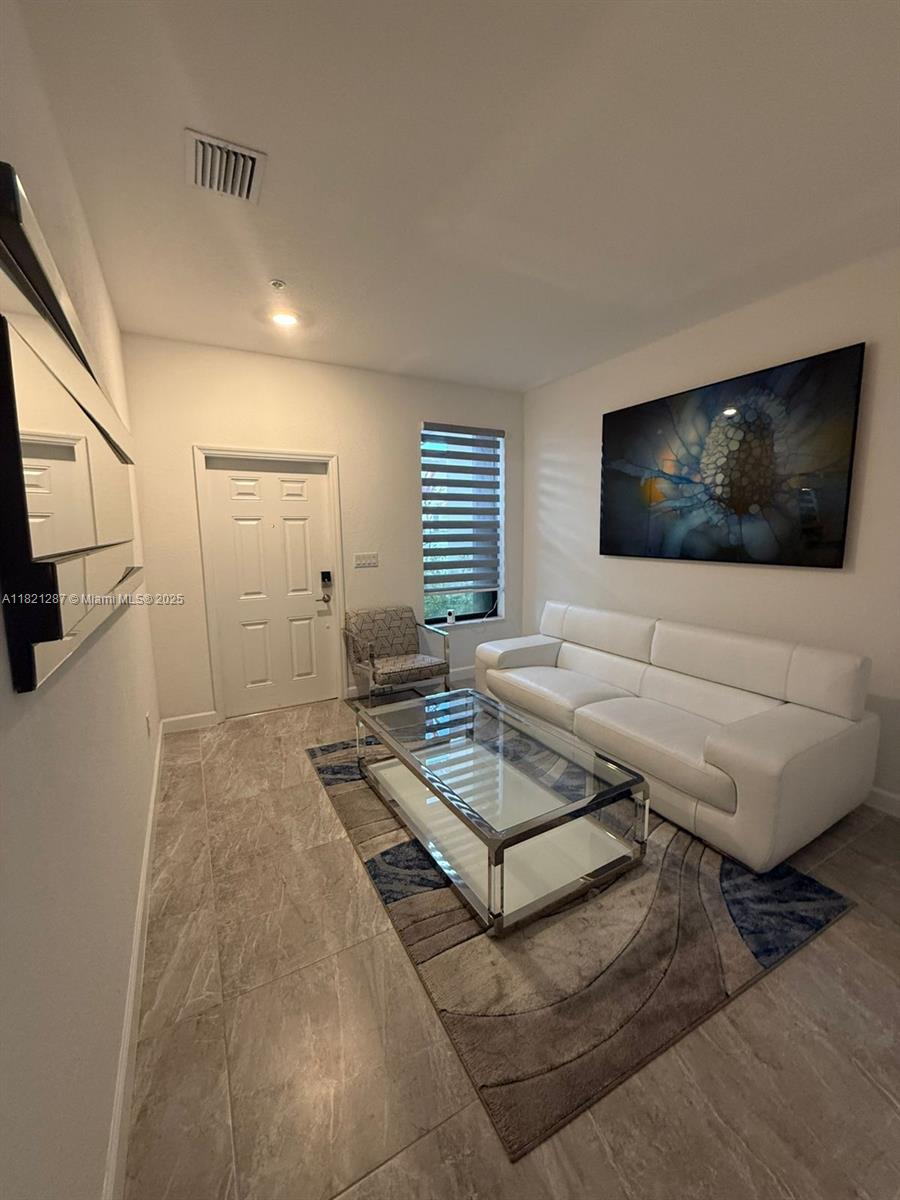 152 SW 185th Way