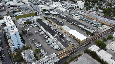 2151 NW 13th Ave 30 Miami FL 33142