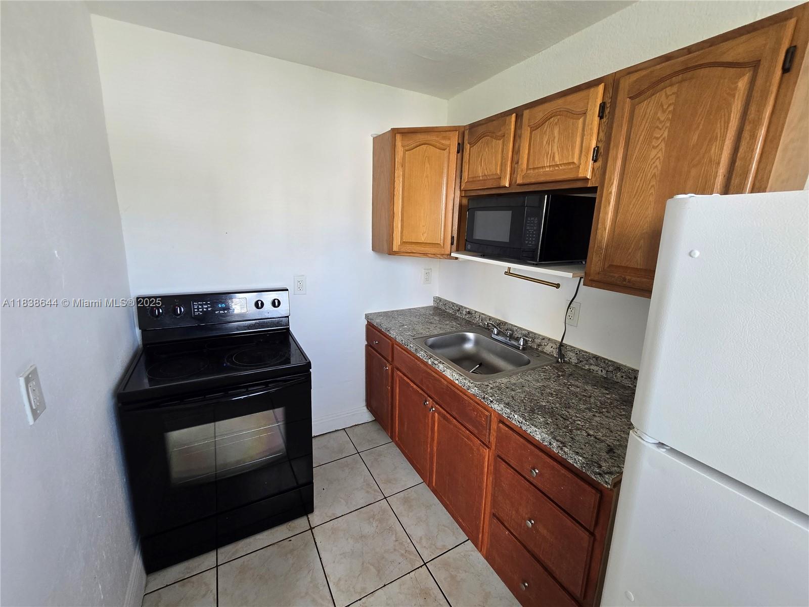 535 NW 7th St 11