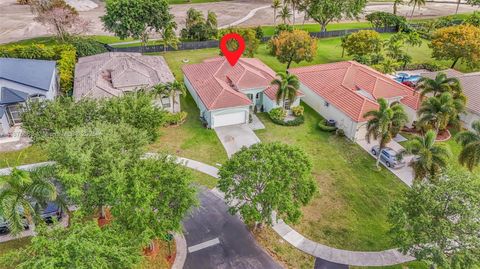 Photo of 2821 Augusta Dr, Homestead, FL 33035 (MLS # A11876068)