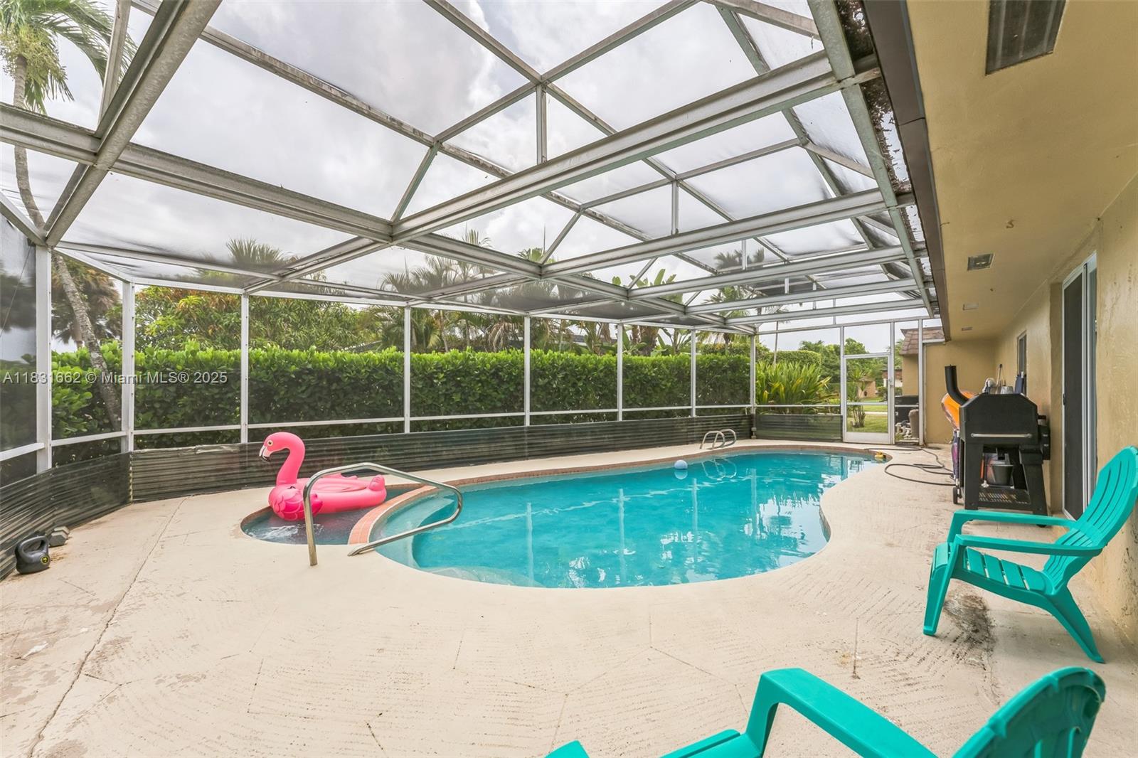 5706 S Travelers Palm Ln