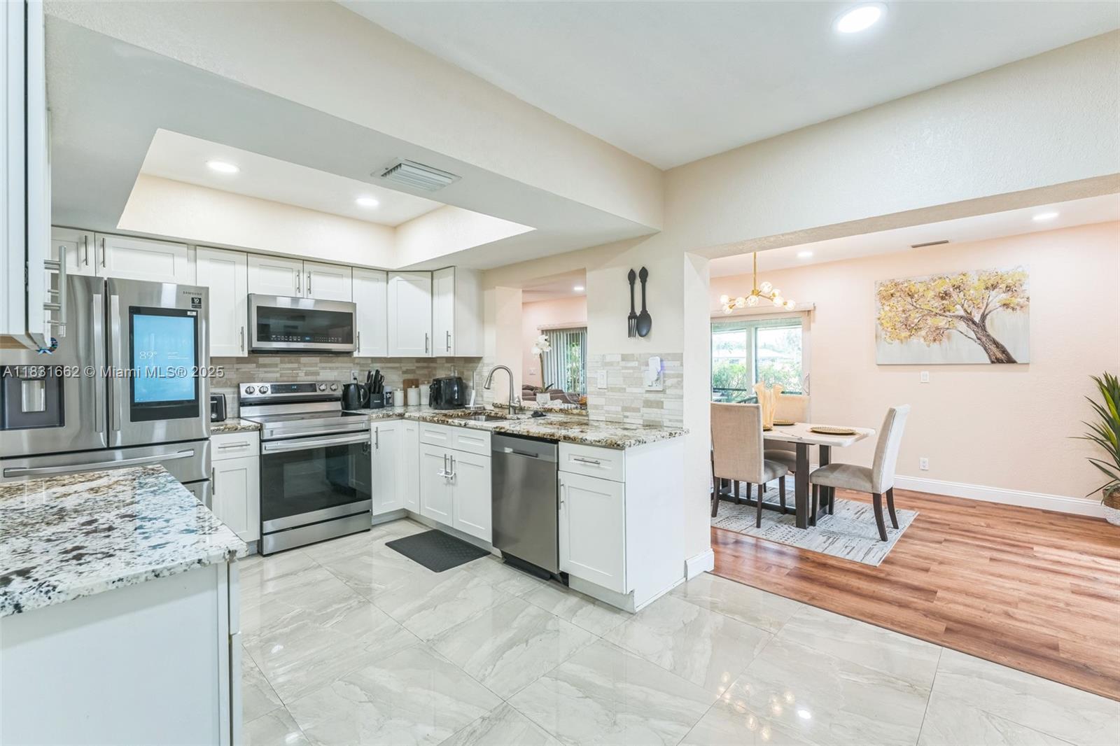 5706 S Travelers Palm Ln