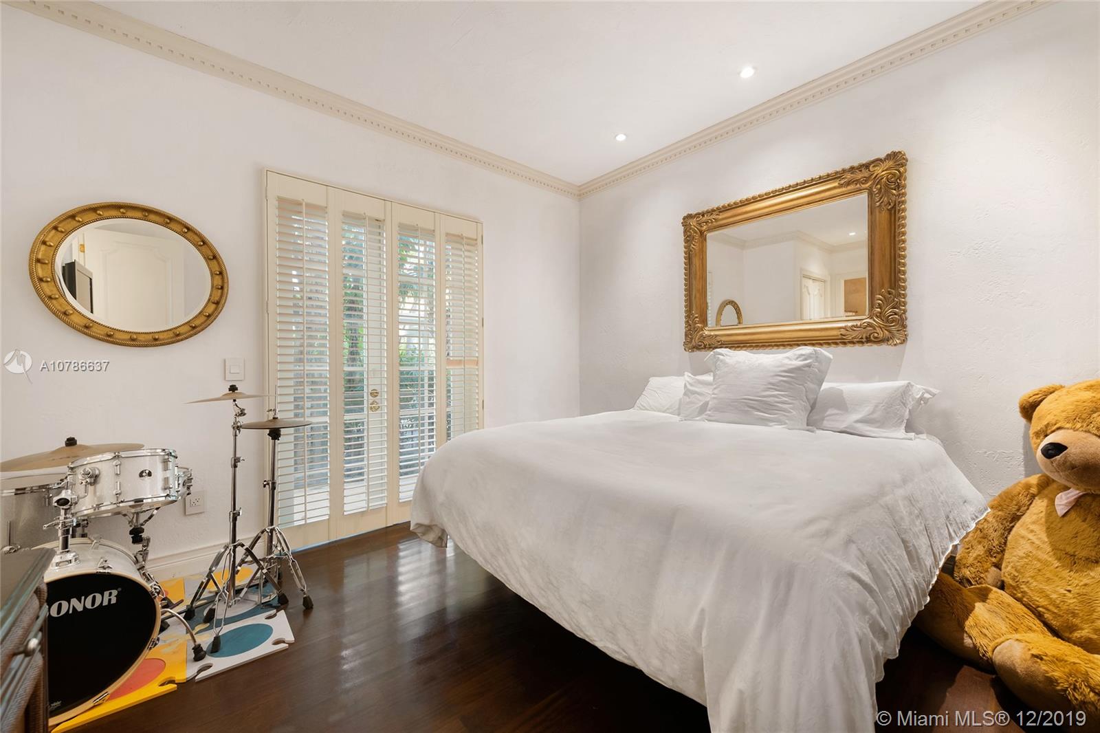 LAGORCE ISLAND - Residential