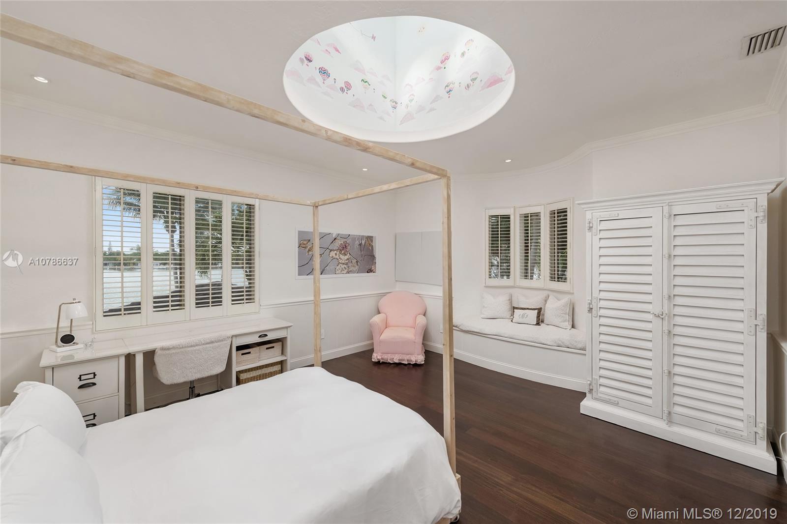 LAGORCE ISLAND - Residential