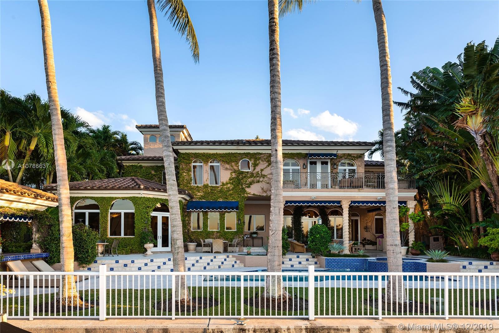 LAGORCE ISLAND - Residential