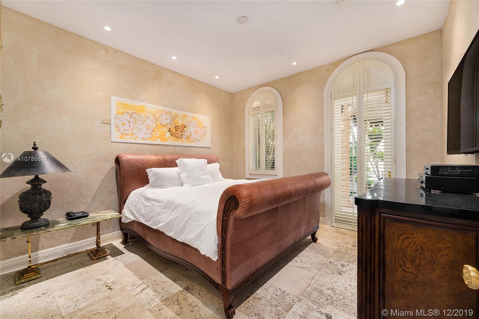 LAGORCE ISLAND - Residential