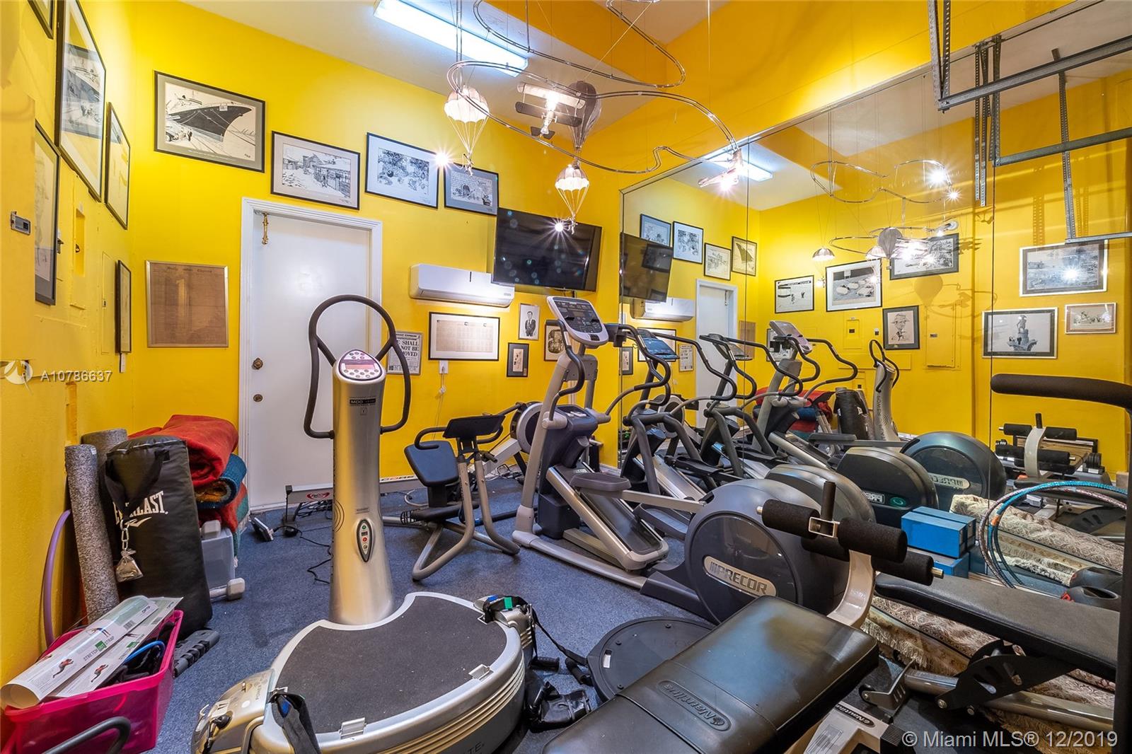 LAGORCE ISLAND - Residential