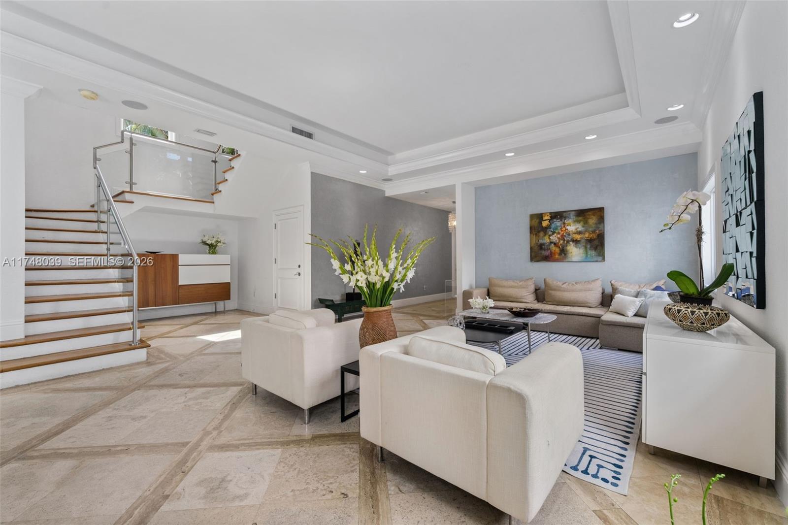 G B VILLAS - Residential