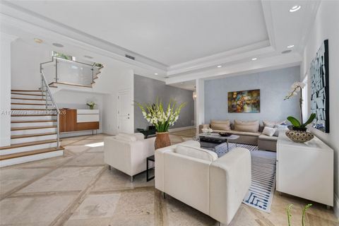 6 Coconut Ln Key Biscayne FL 33149