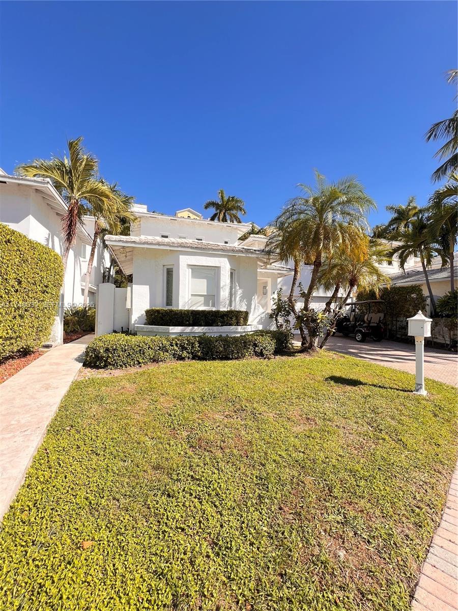 G B VILLAS - Residential