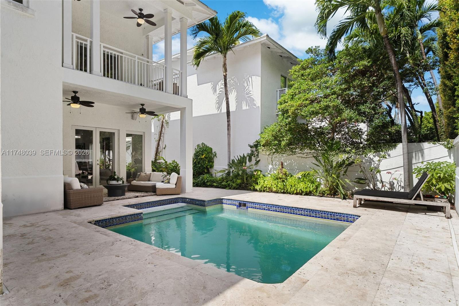 G B VILLAS - Residential