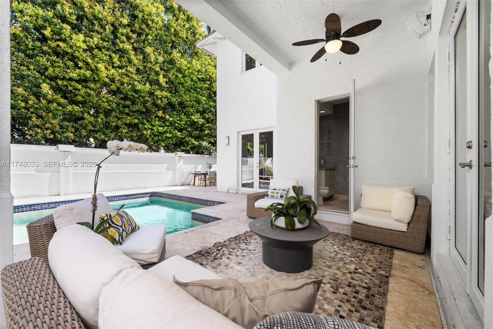 G B VILLAS - Residential