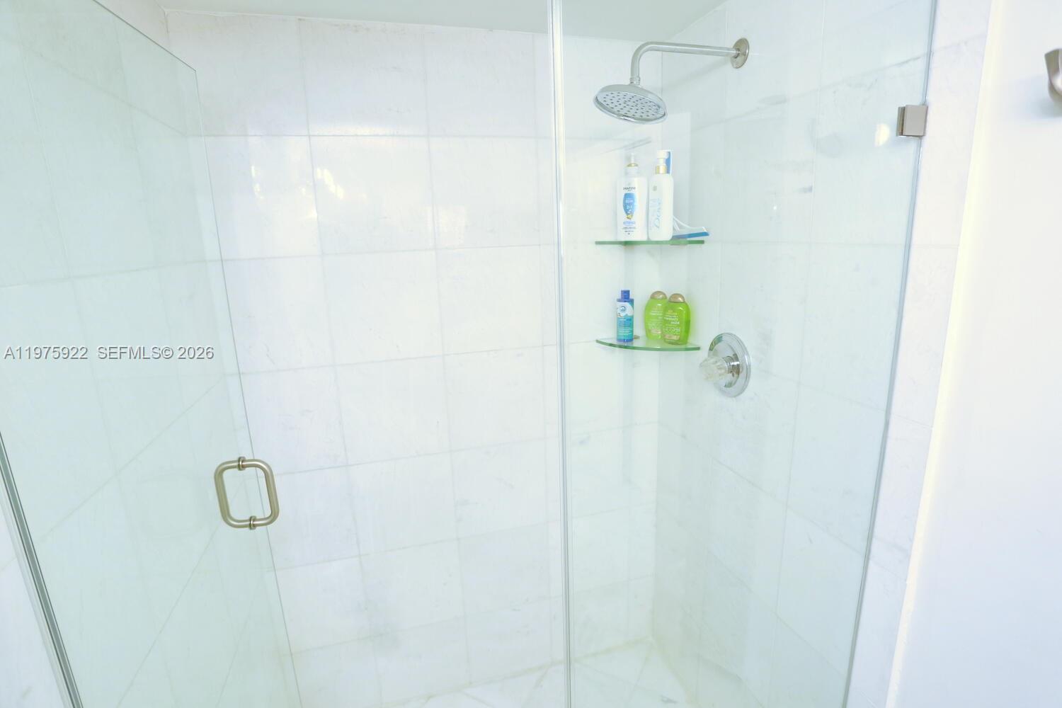 MYSTIC POINTE TOWER 500 C - Residential