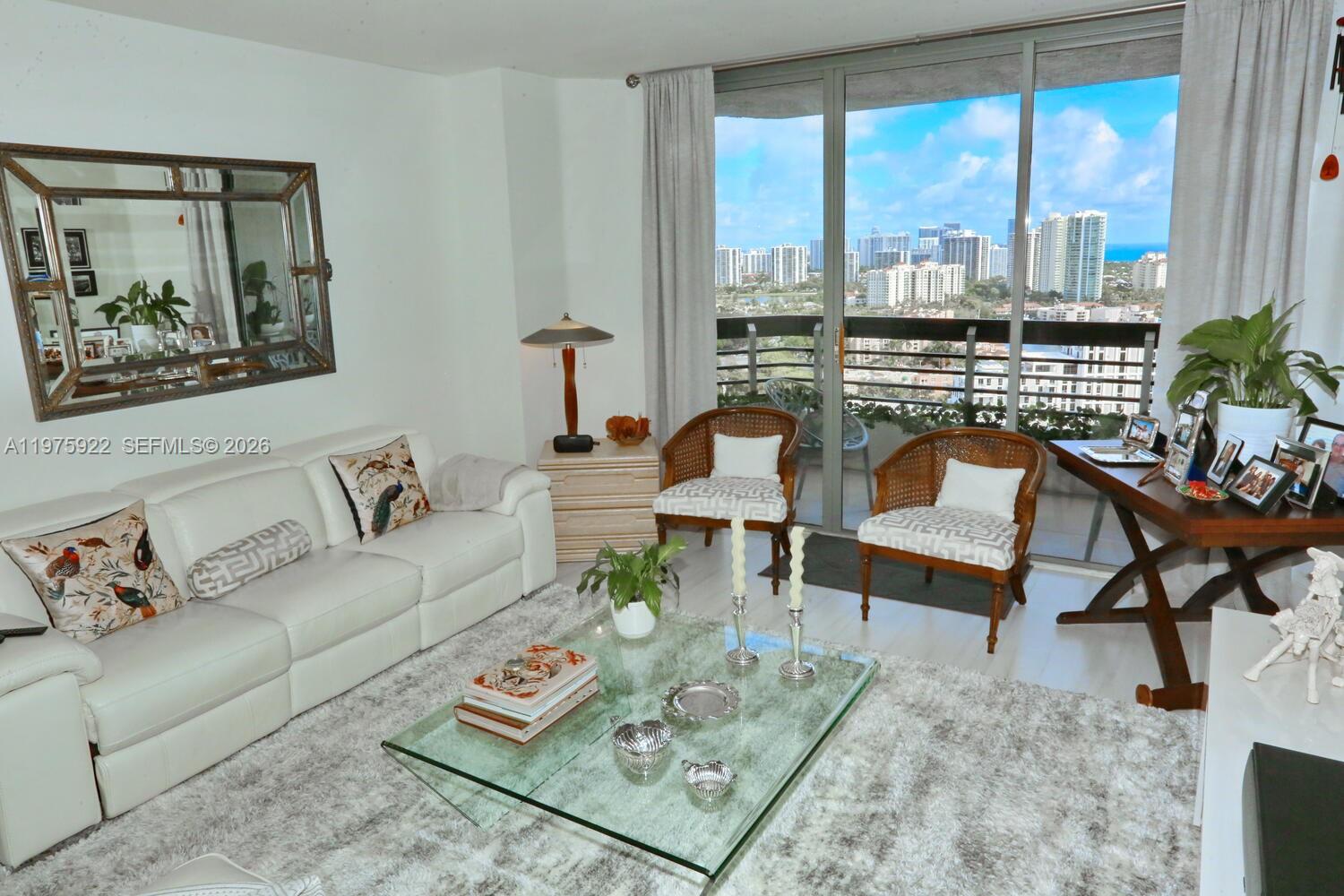 MYSTIC POINTE TOWER 500 C - Residential