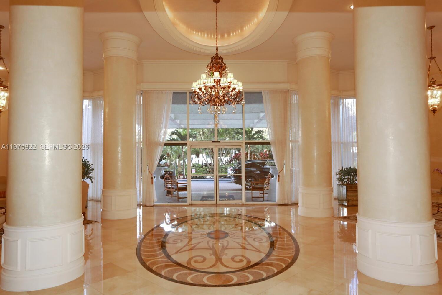 MYSTIC POINTE TOWER 500 C - Residential