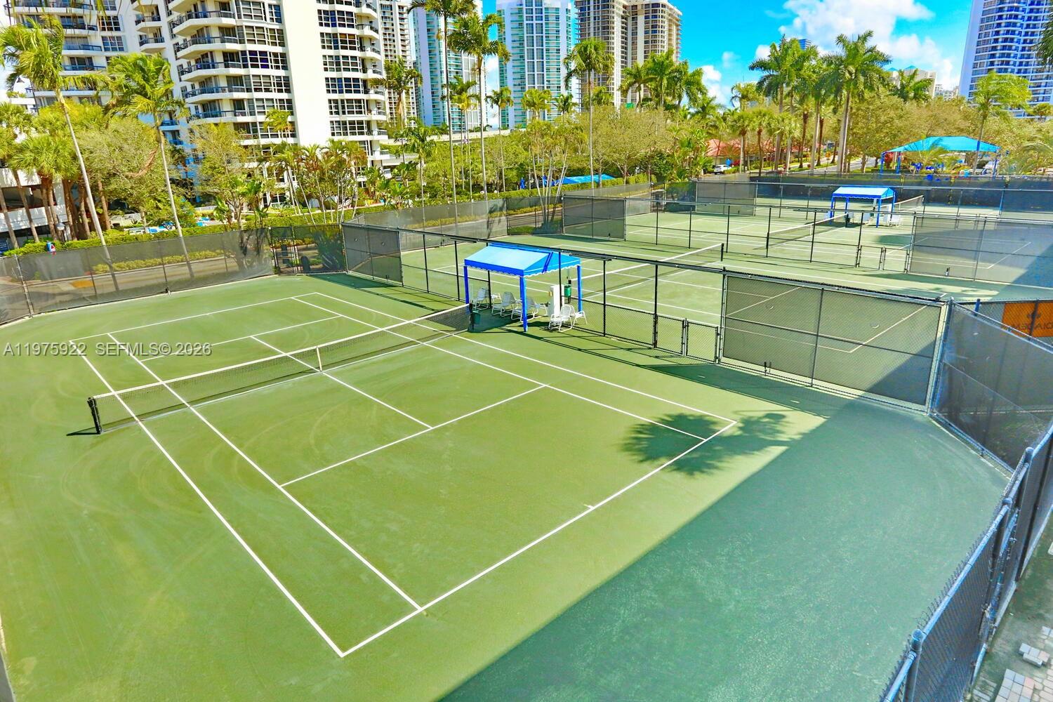 MYSTIC POINTE TOWER 500 C - Residential