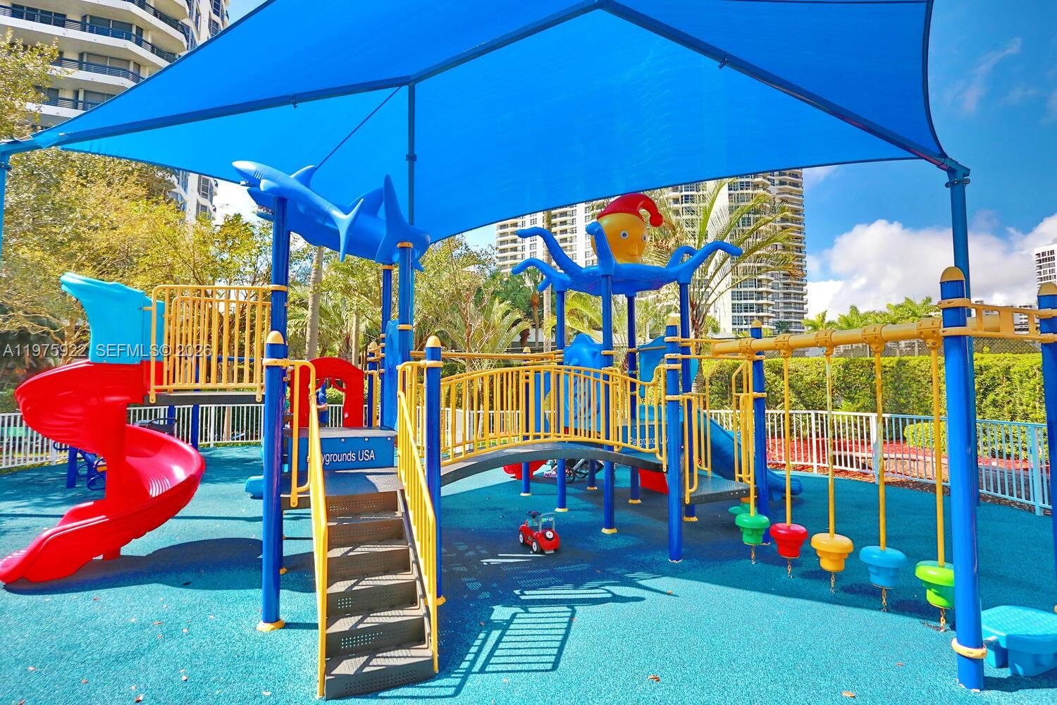 MYSTIC POINTE TOWER 500 C - Residential