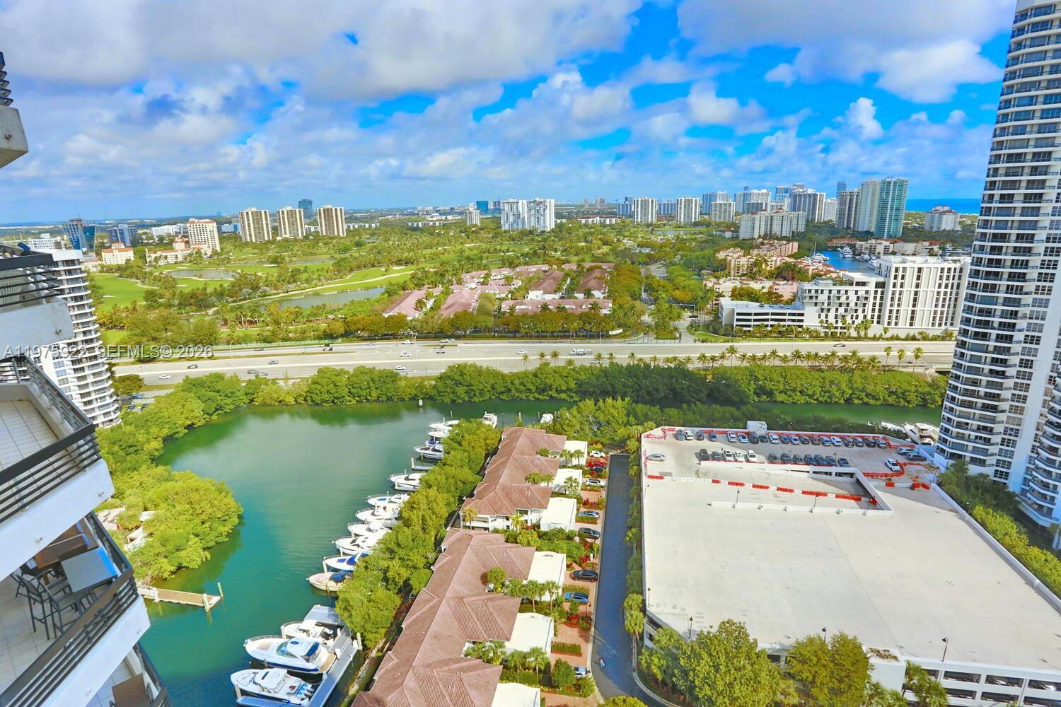 MYSTIC POINTE TOWER 500 C - Residential