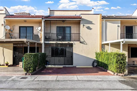 MLS: A11760069