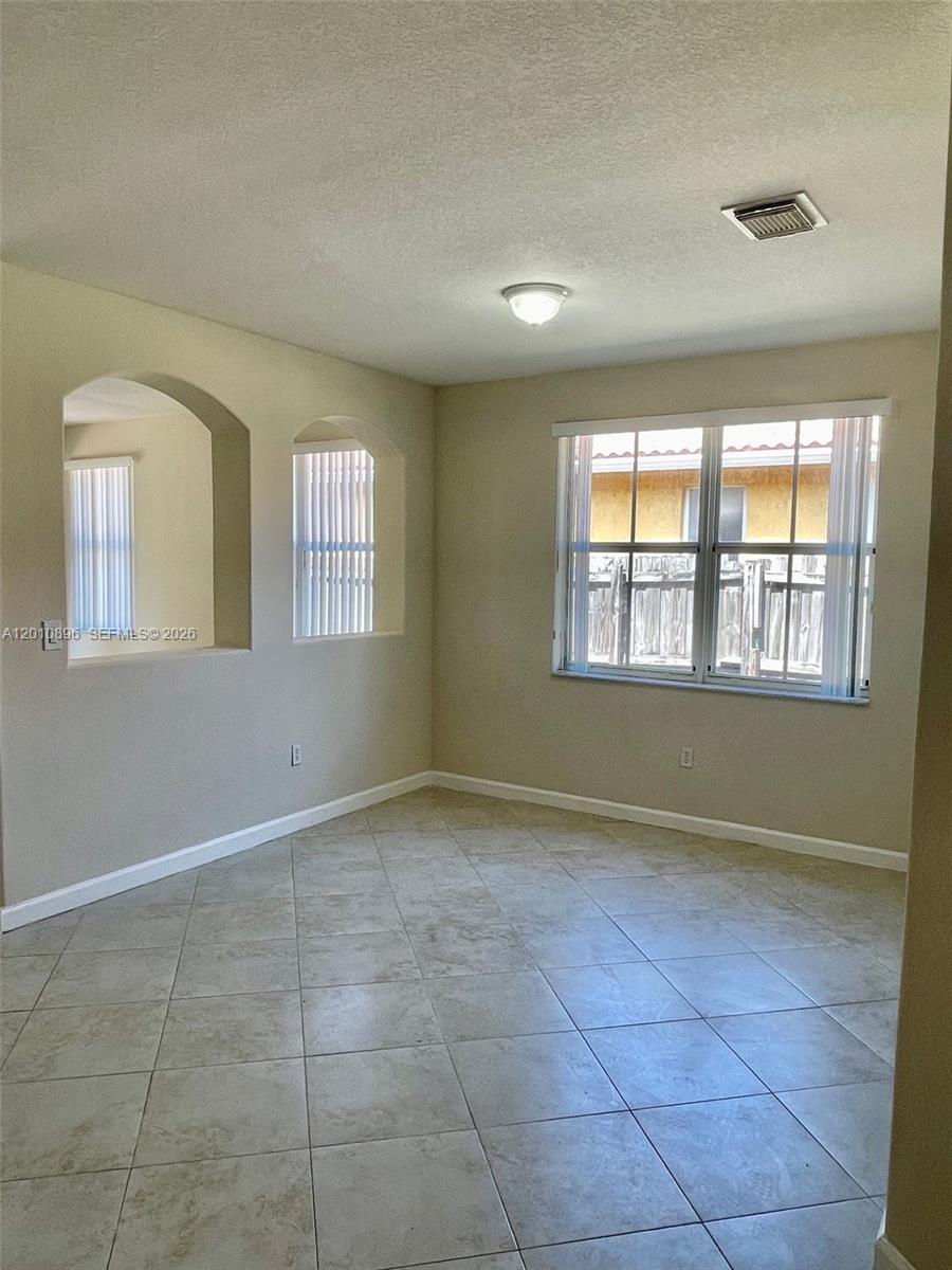 8514 NW 111th Ct 8514