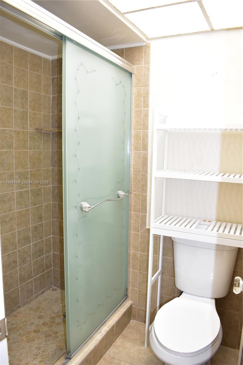 SUNRISE LAKES 125 CONDO - Residential