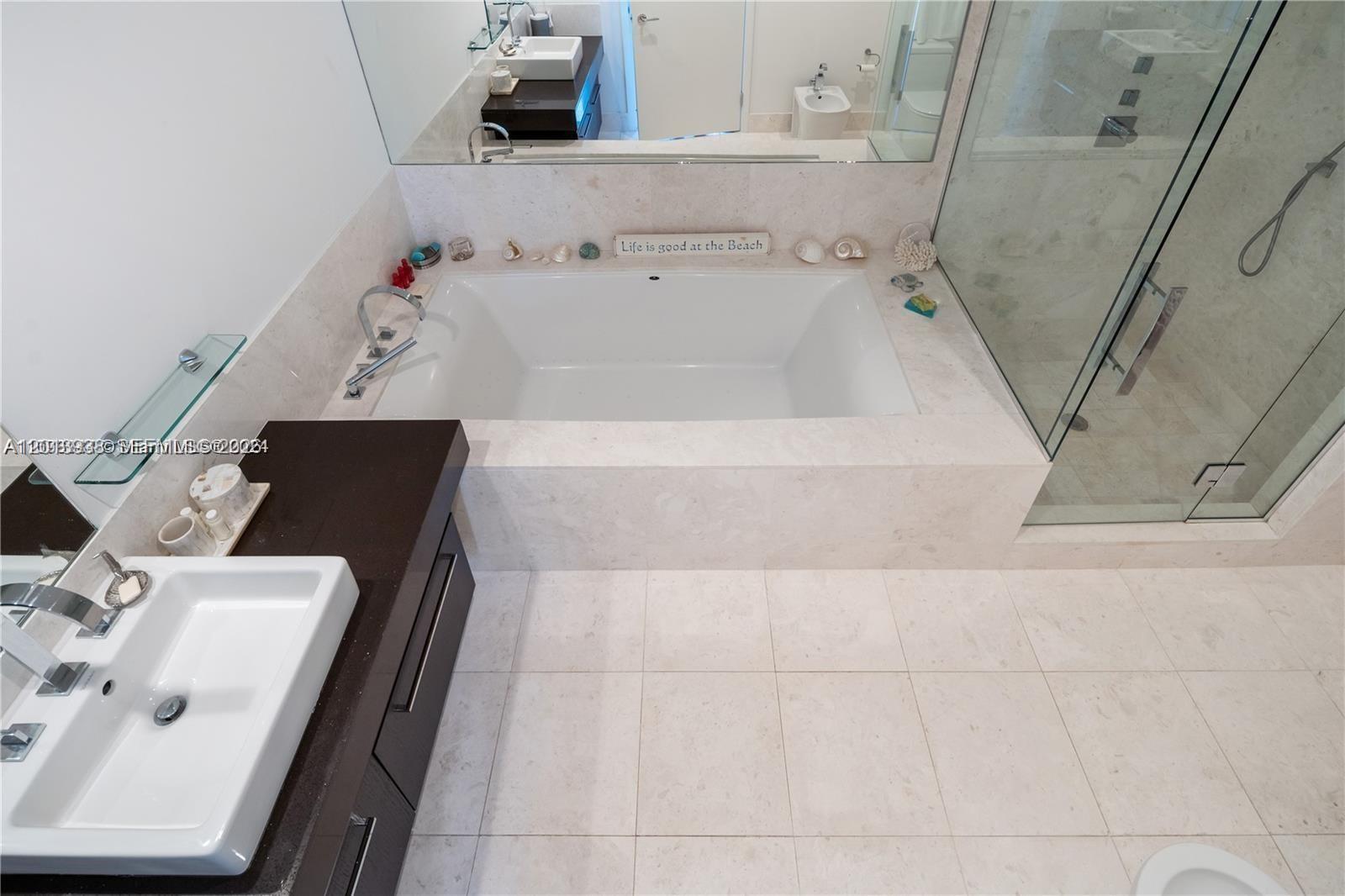 JADE OCEAN CONDO - Residential Lease