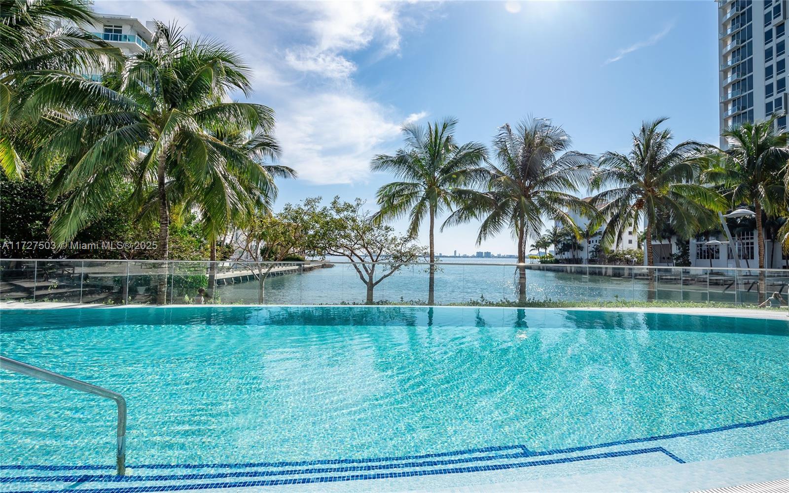 ICON BAY CONDO - Residential