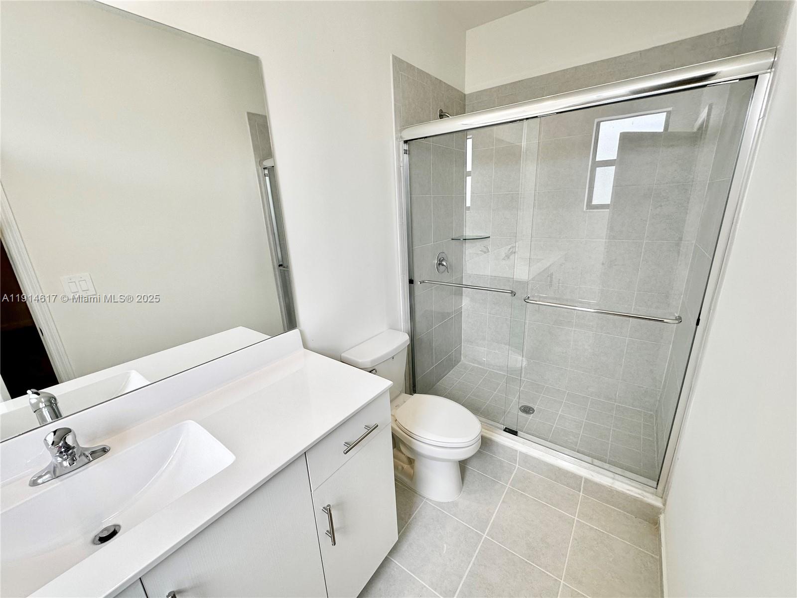 AQUABELLA - Residential Lease