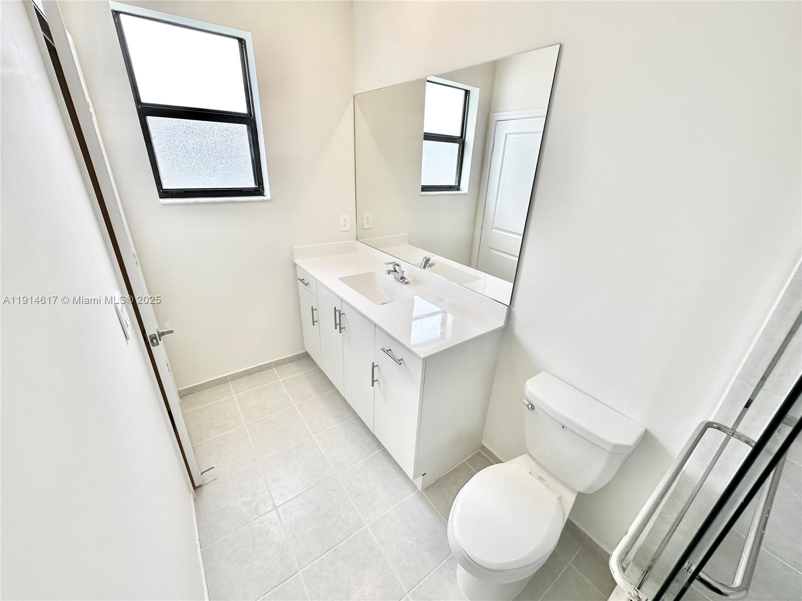 AQUABELLA - Residential Lease