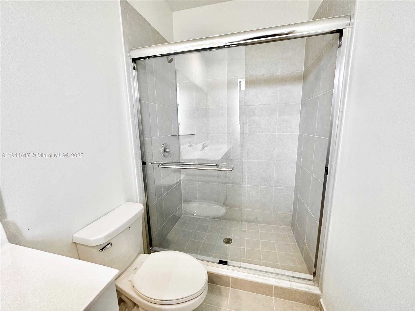 AQUABELLA - Residential Lease