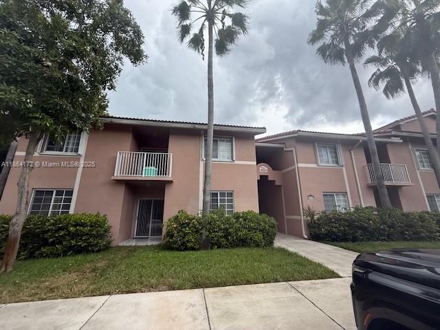BEAUTIFUL REMODELED 2 BED 2 BATH IN SABAL PALM. PORCELAIN TILE ALL THROUGH OUT, OPEN KITCHEN WITH GRANITE AND SOLID WOOD CABINETS, NEW APPLIANCES. TWO MASTER BEDROOMS WITH WALK-IN CLOSETS. WASHER/DRYER HOOK-UP. NEW TOILETS/SINKS. COMMUNITY POOL, LAUNDRY FACILITY. EXCELLENT LOCATION. CLOSE TO MAJOR HIGHWAYS, RESTAURANTS, SHOPS, UNIVERSITIES, COLLEGES AND MORE.