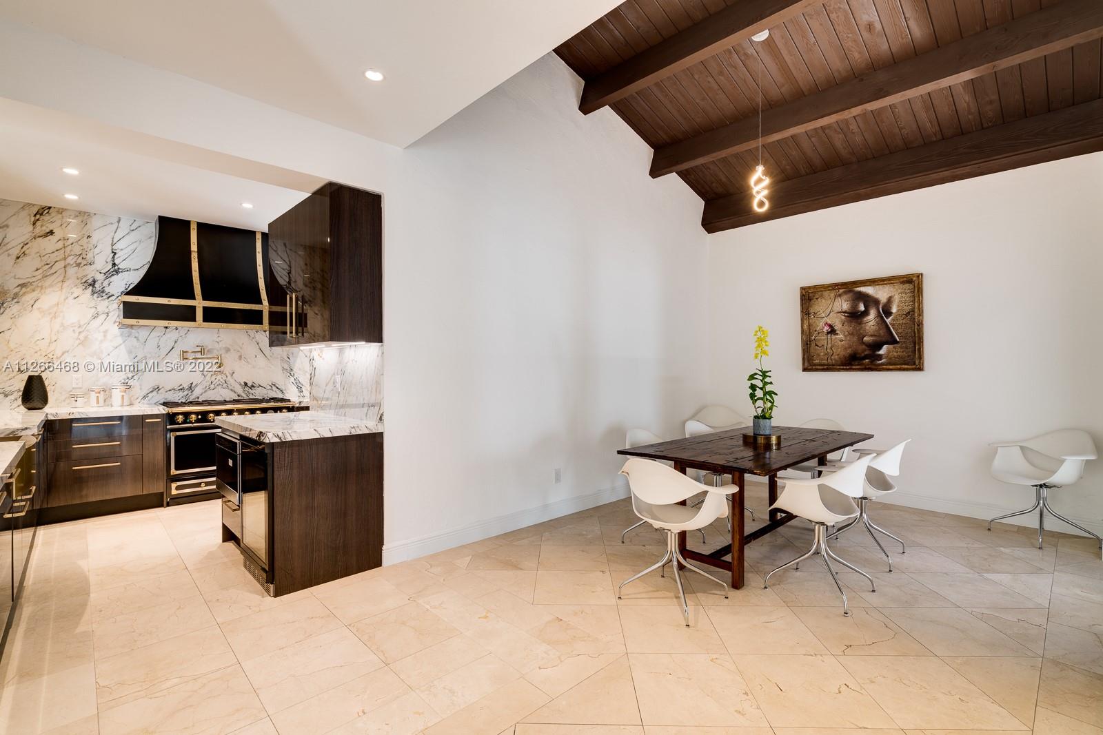 MASHTA ISLAND A REPLAT OF - Residential