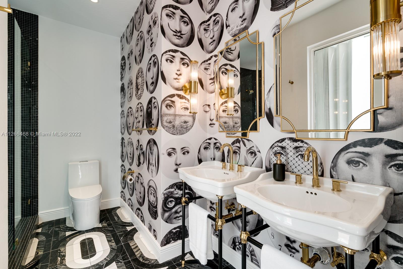 MASHTA ISLAND A REPLAT OF - Residential