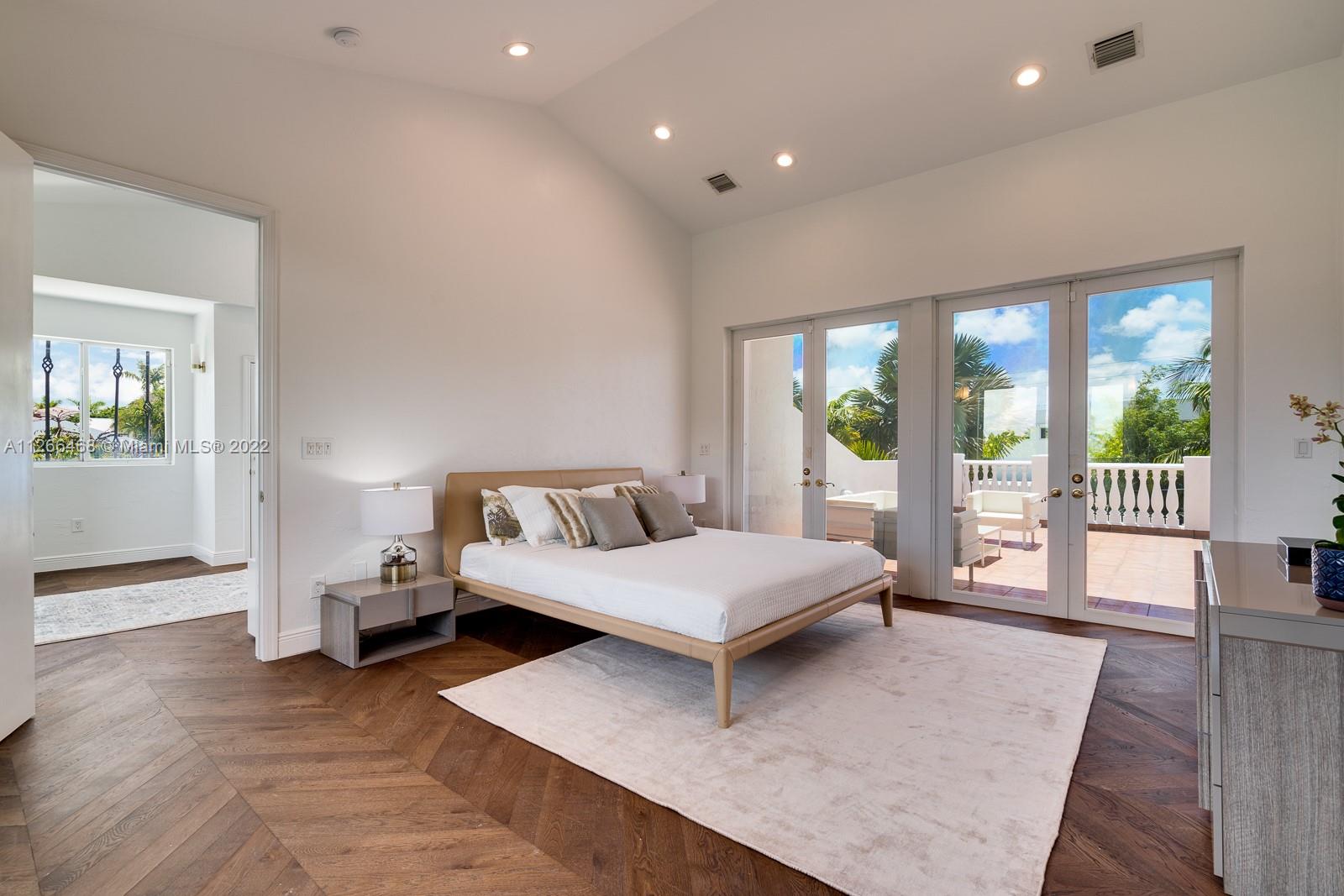 MASHTA ISLAND A REPLAT OF - Residential