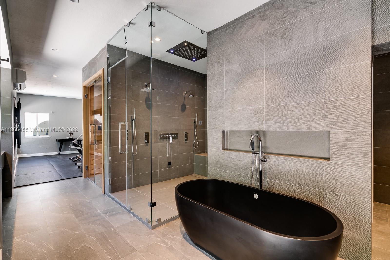 MASHTA ISLAND A REPLAT OF - Residential