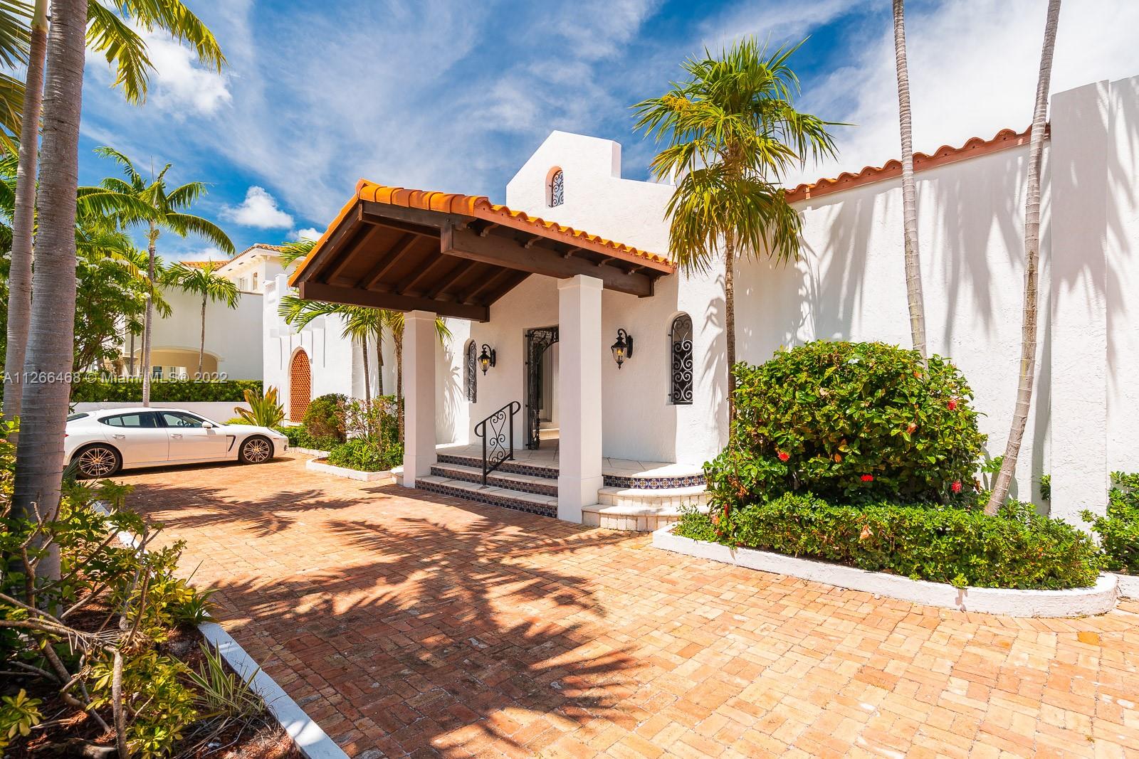 MASHTA ISLAND A REPLAT OF - Residential