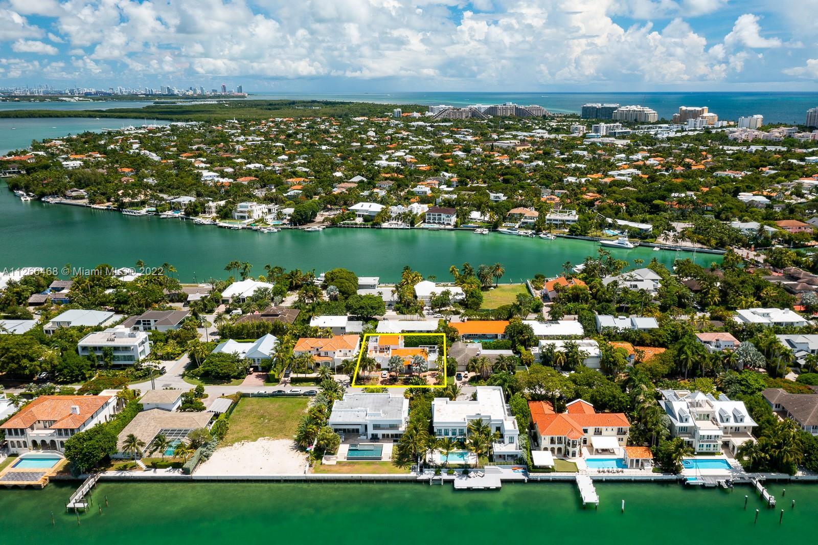 MASHTA ISLAND A REPLAT OF - Residential