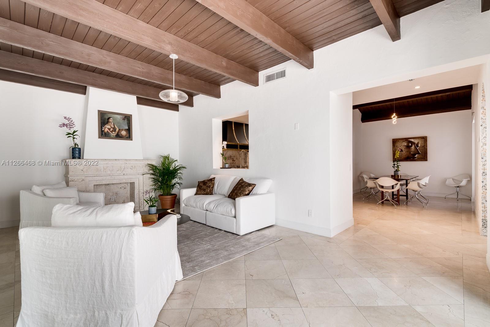 MASHTA ISLAND A REPLAT OF - Residential