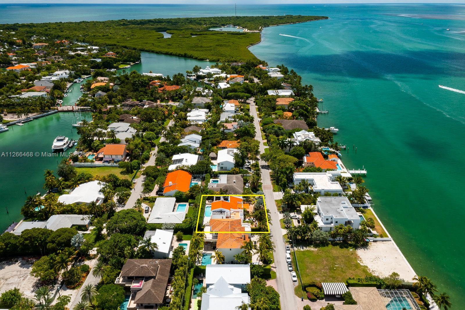 MASHTA ISLAND A REPLAT OF - Residential