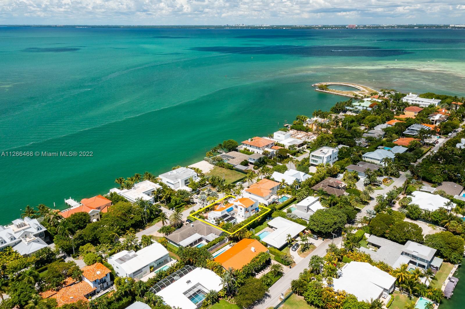 MASHTA ISLAND A REPLAT OF - Residential