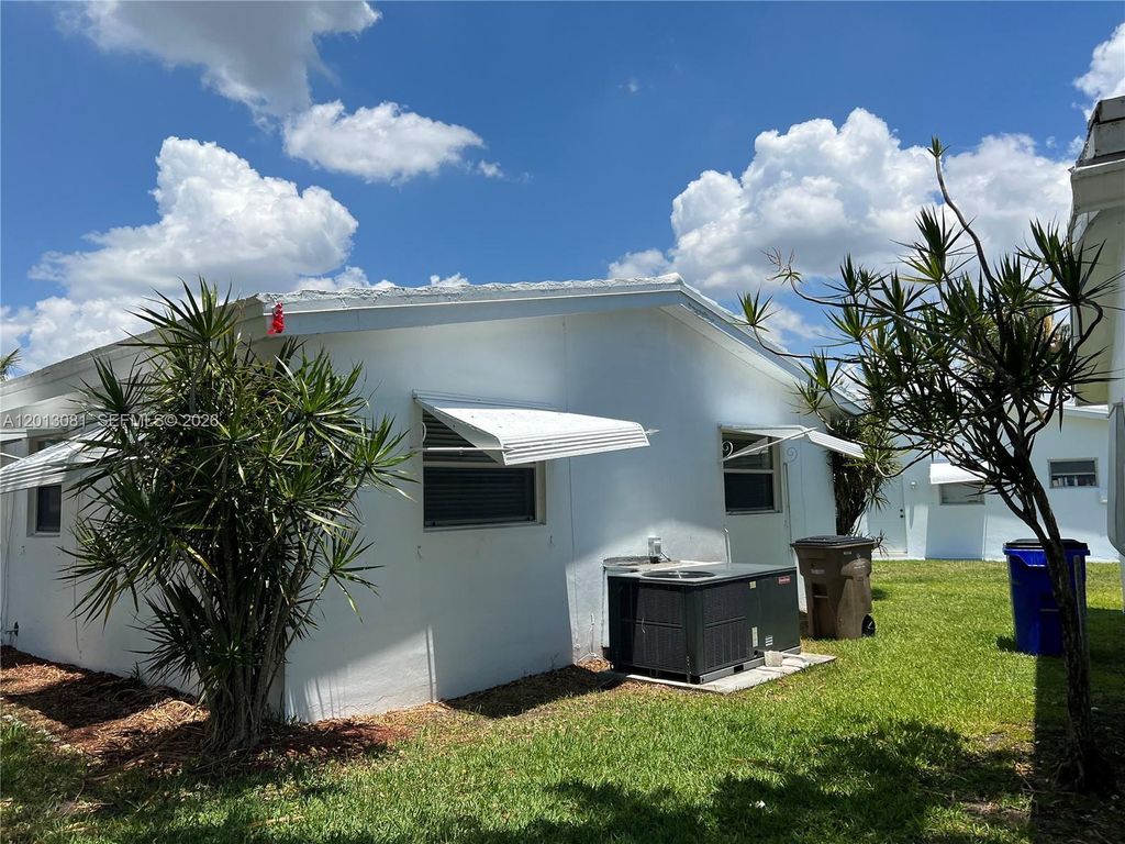 Photo of 145 NW 41st Ct #11, Deerfield Beach, FL 33064 (MLS # A12013081)