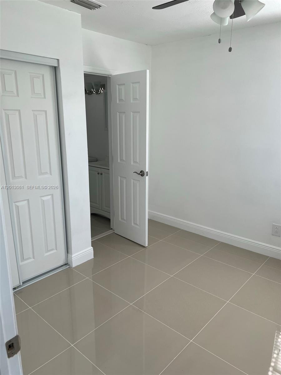 SPRING LAKE VILLAS 1 COND - Residential Lease
