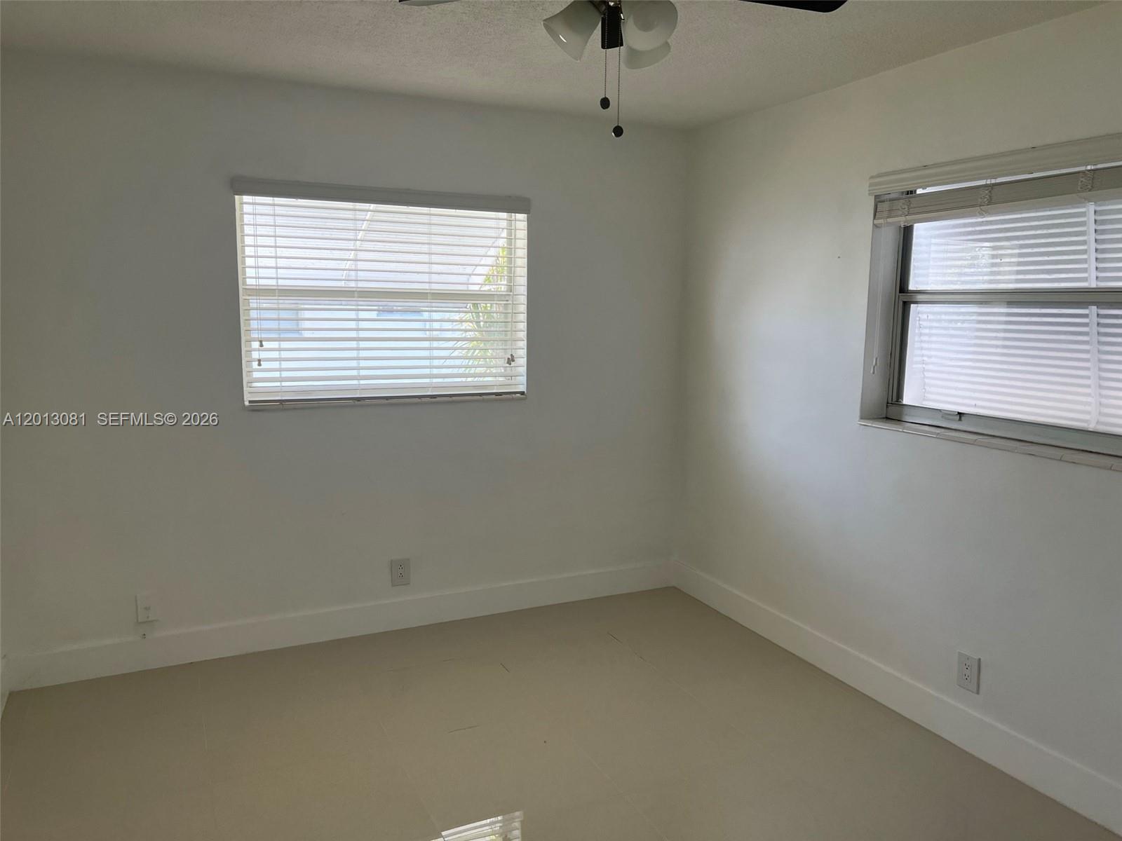SPRING LAKE VILLAS 1 COND - Residential Lease