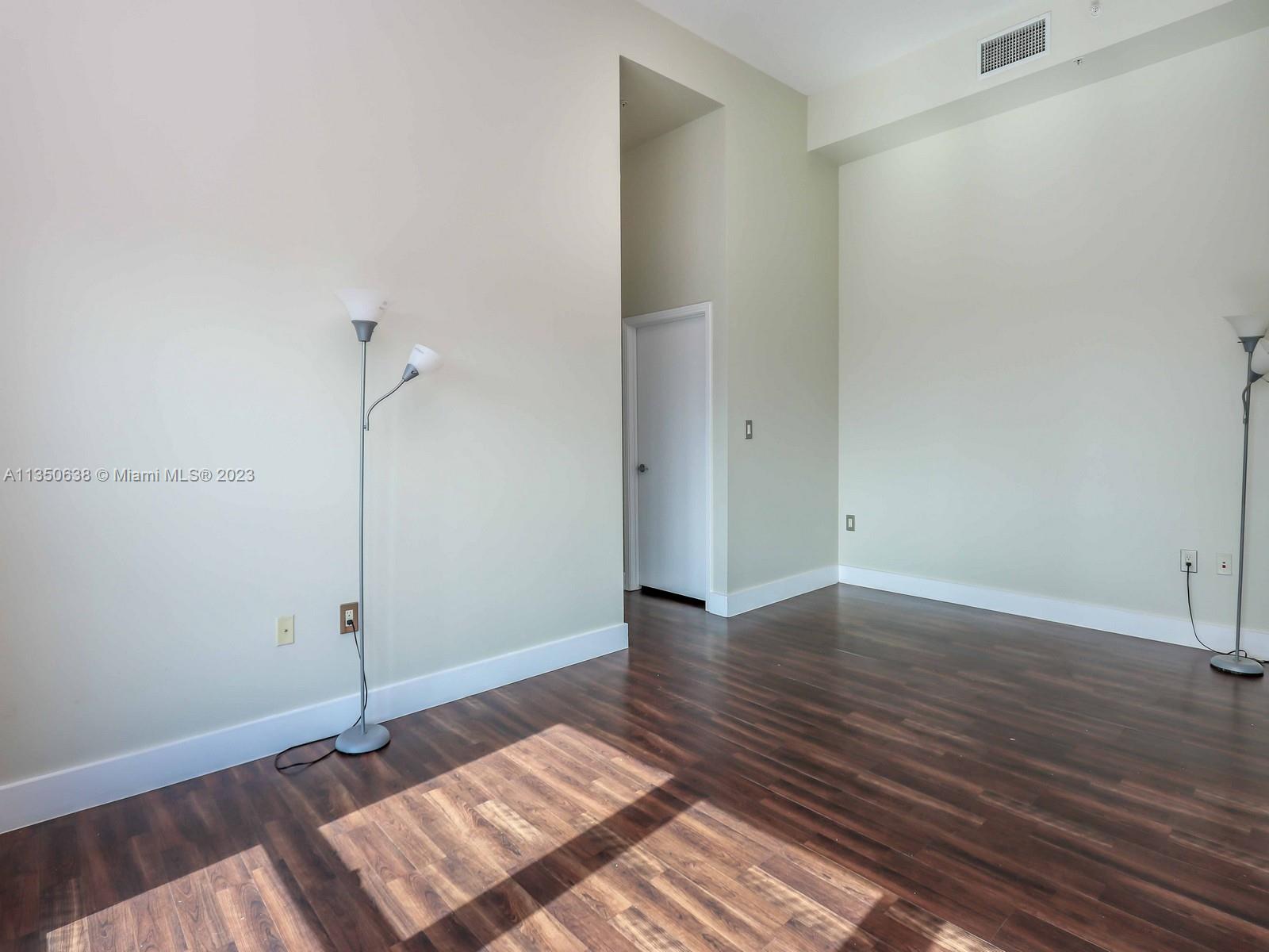 METROPOLIS I AT DADELAND - Residential Lease