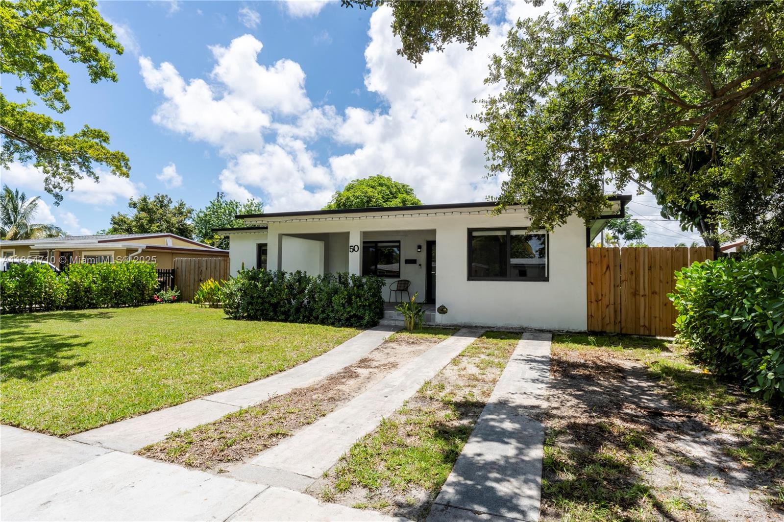 50 NW 124th St